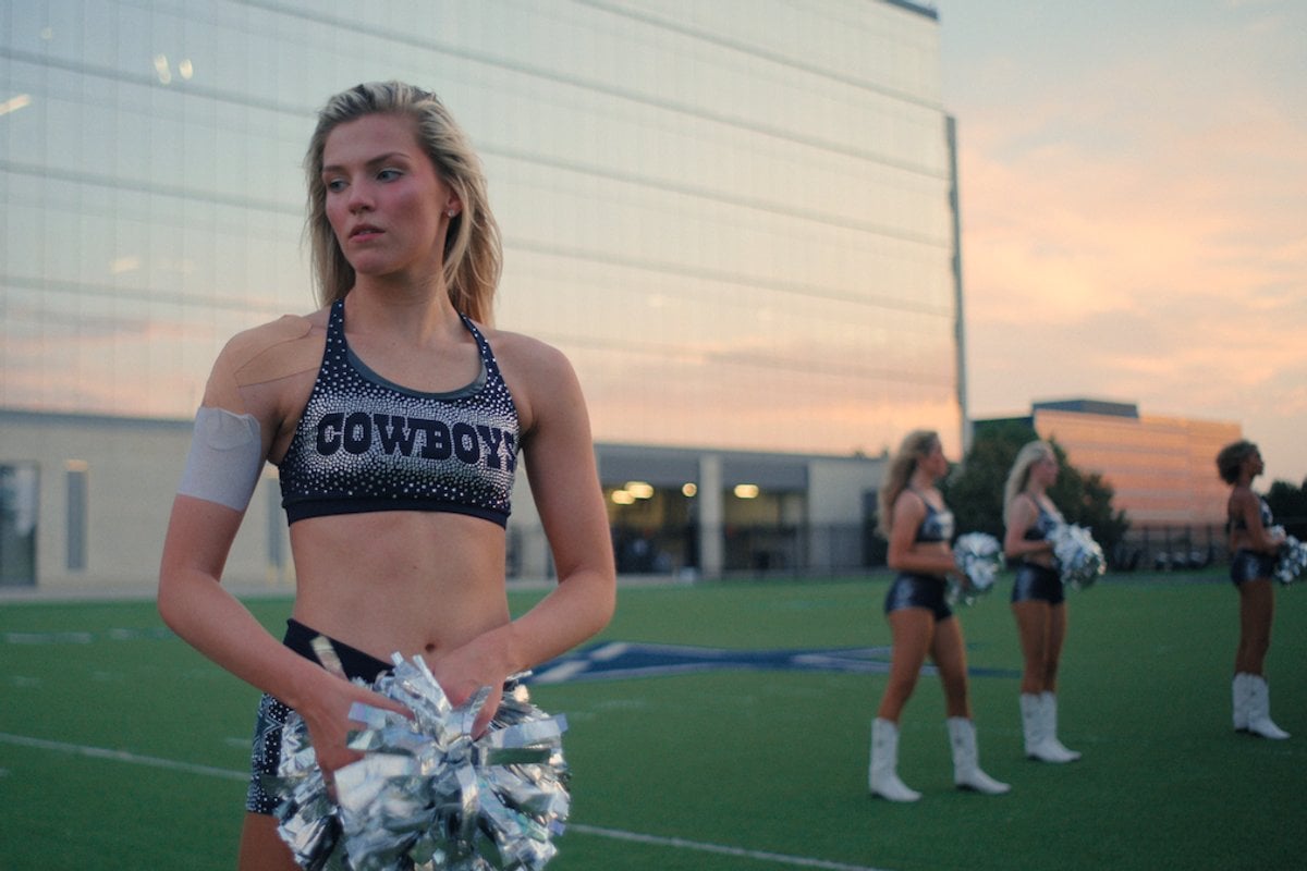 How Much Do The Dallas Cowboys Cheerleaders Make Their Salary   1012.5x675 656005536304 