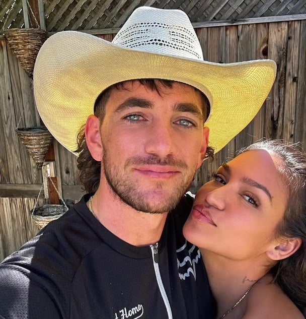 Alex Fine and Casandra Ventura.