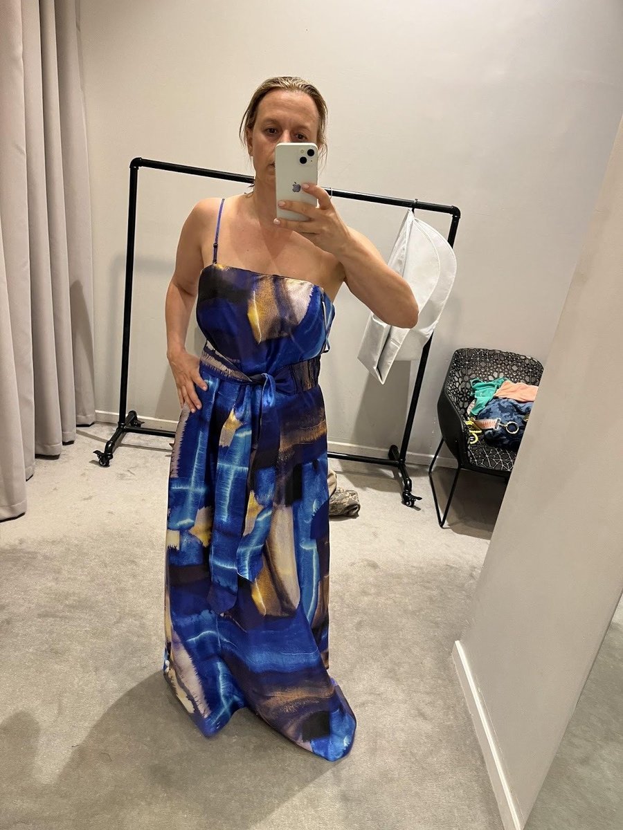 Mia Freedman tried 39 dresses for her son's wedding.