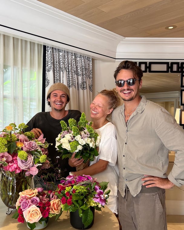 pamela-anderson-sons