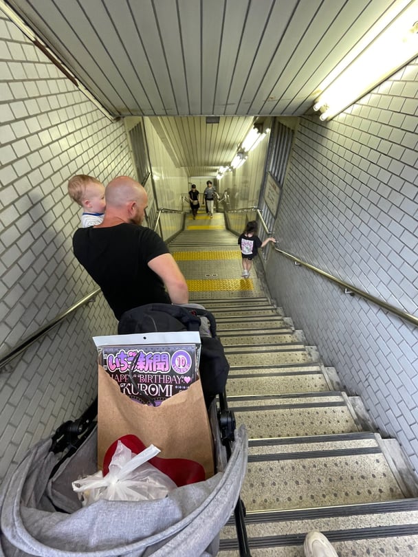 bringing prams strollers to Japan