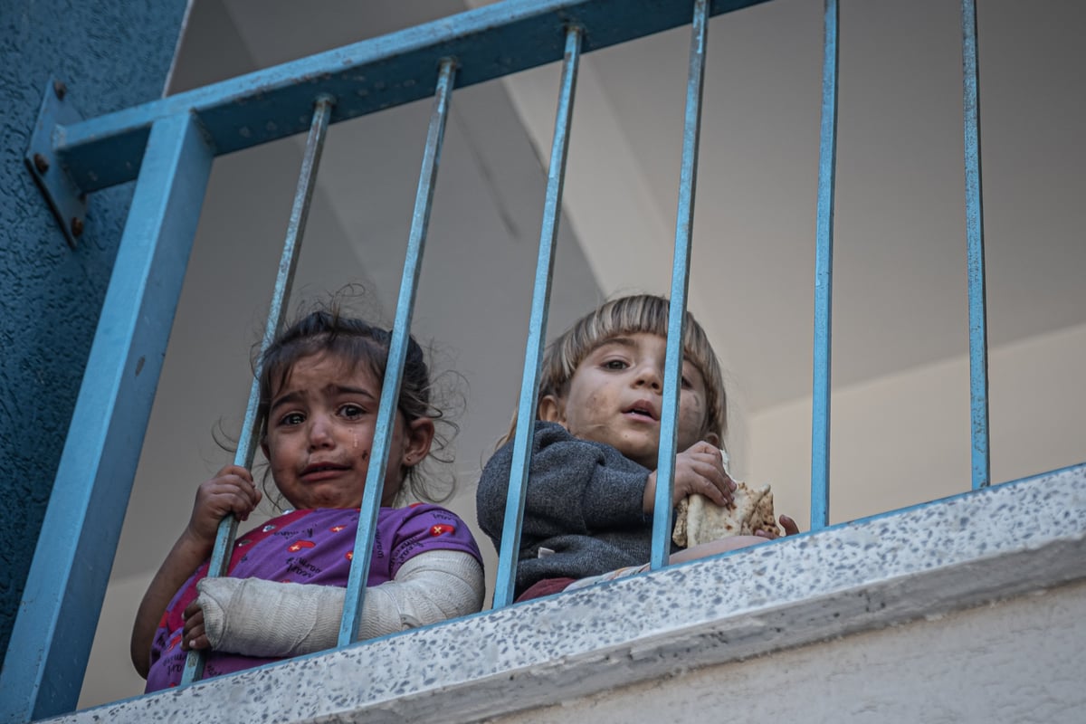 13 photos from the Israel-Palestine conflict in Gaza.