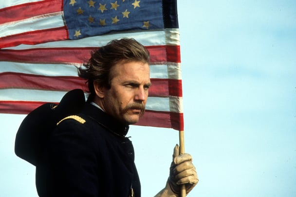 Kevin Costner in Dances With Wolves.