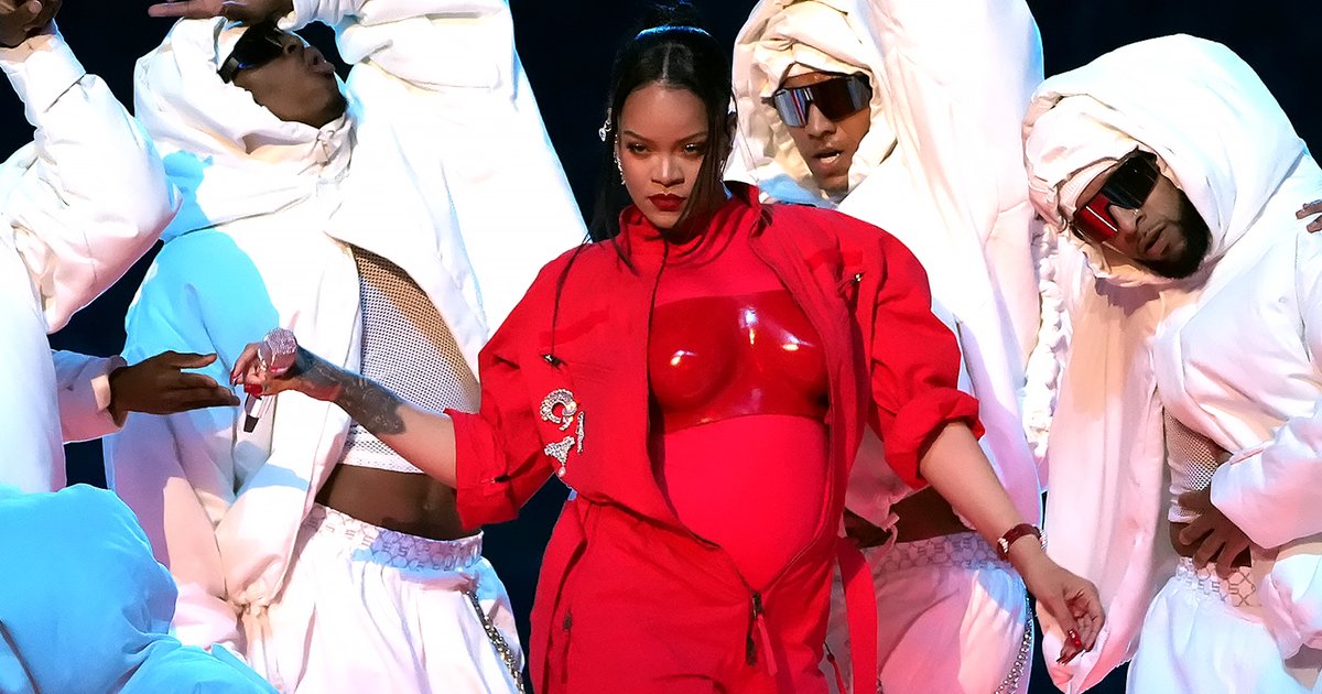 Is Rihanna pregnant? The singer confirms the news.