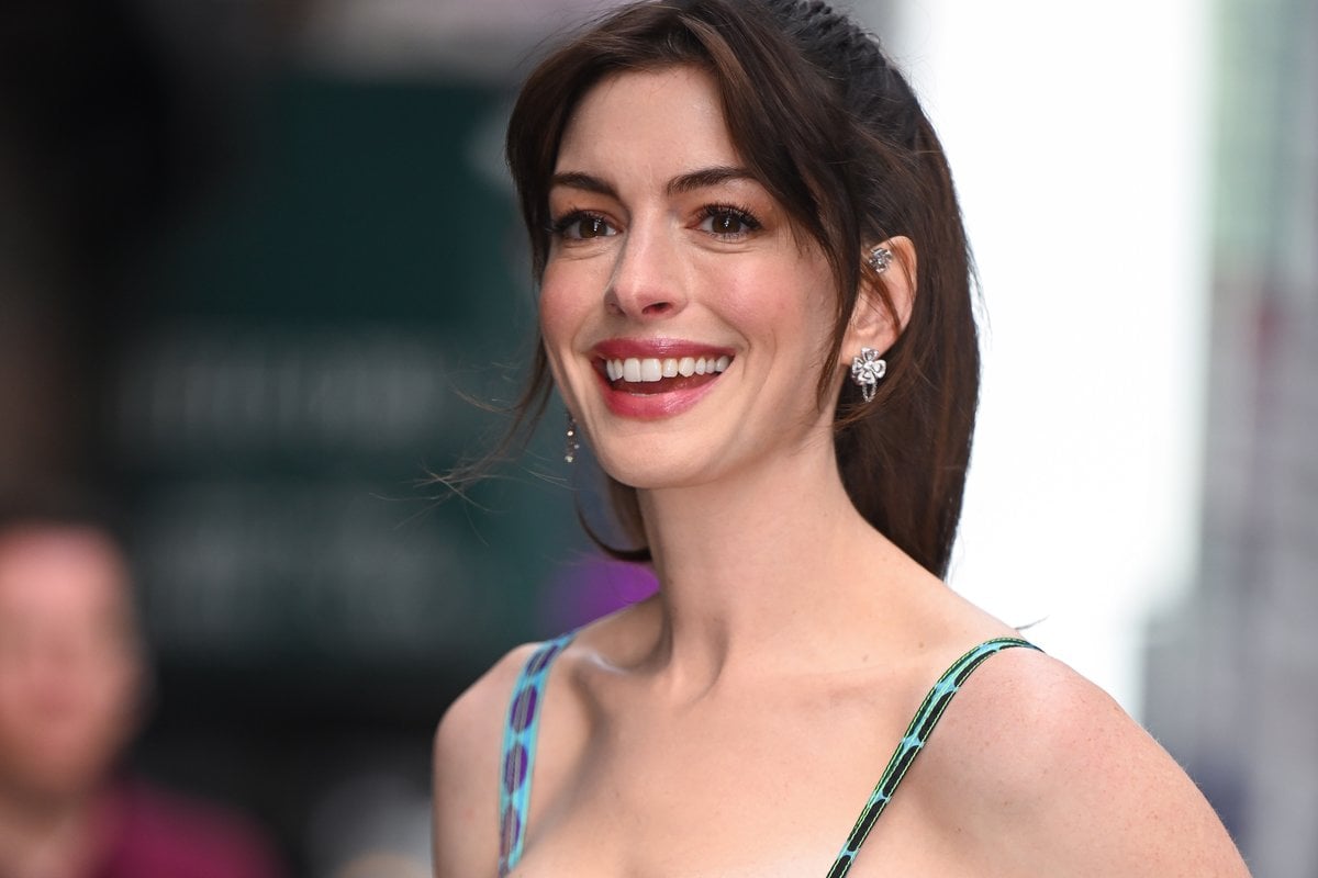 Anne Hathaway Jokes About Awkward 'Tonight Show' Moment