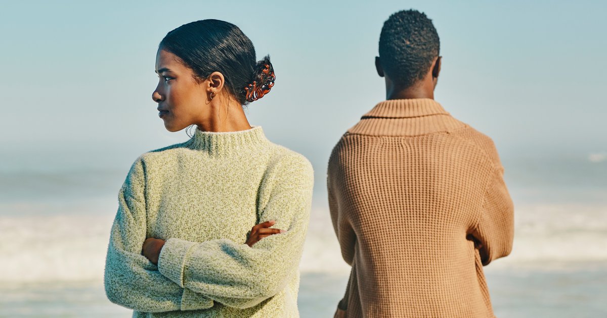 6 signs your partner is quiet quitting your relationship.