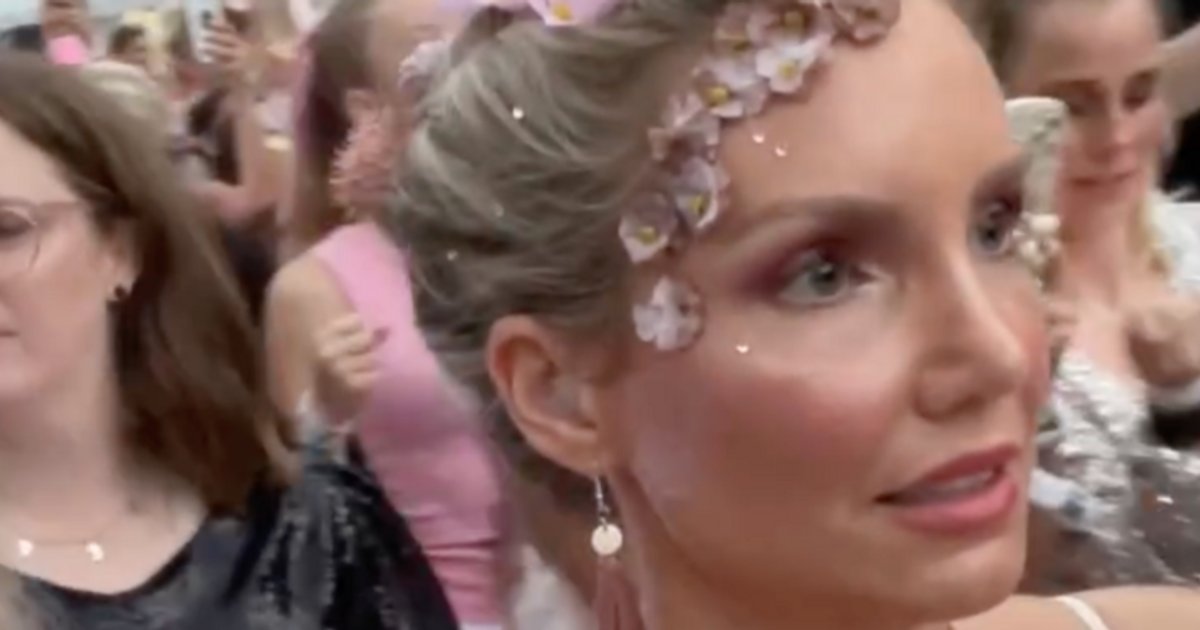 'What it's really like going to a Taylor Swift concert.'