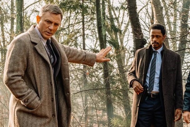 Daniel Craig and LaKeith Stanfield in Knives Out.