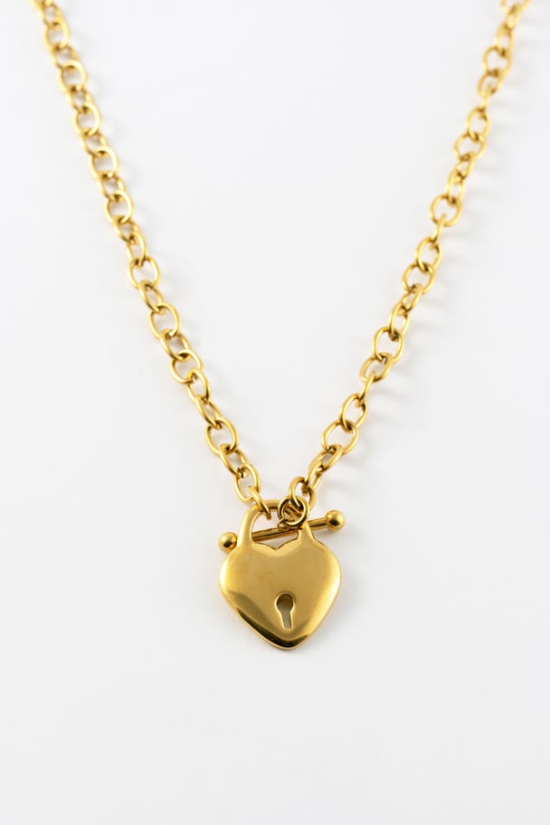 GOLD FOB CHAIN HEART CHARM NECKLACE.