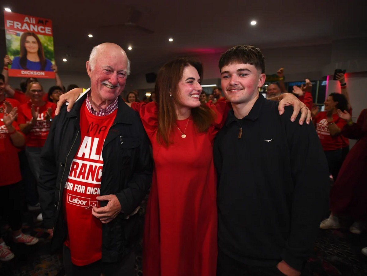 Ali France with her father and son