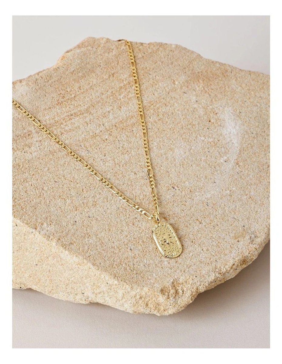 Piper Oval Gold Zodiac Necklace in Aries.