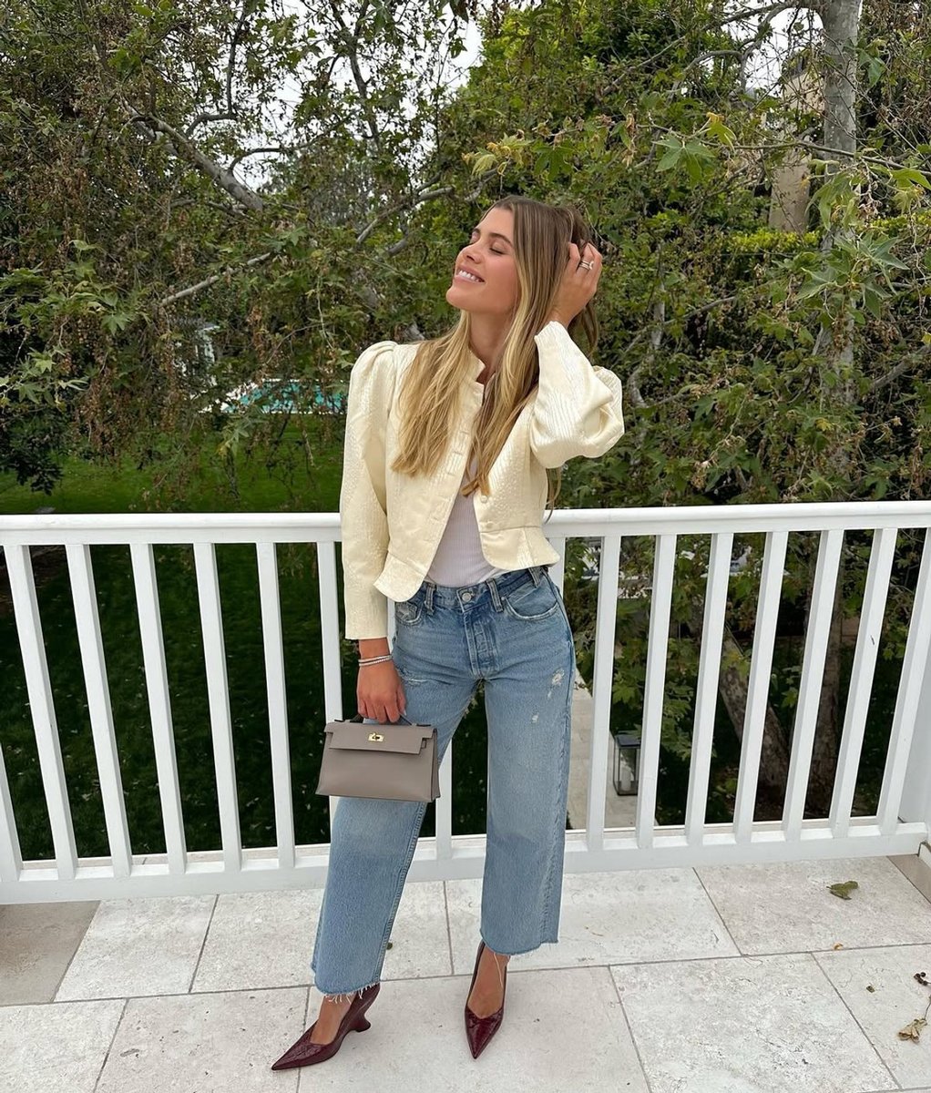  Sofia Richie Grange elevates jeans and a tee with a statement jacket