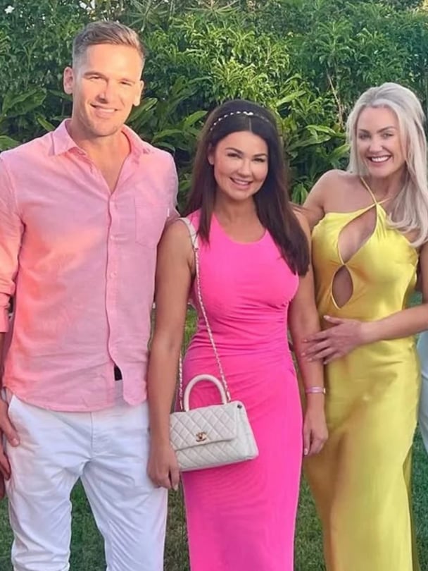 MAFS Jono, Lauren and her sister Tamara.