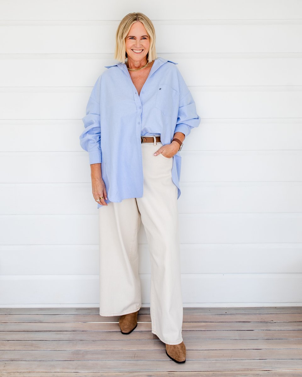 Content Creator and writer Nikki Parkinson wears longsleeves and wide leg pants