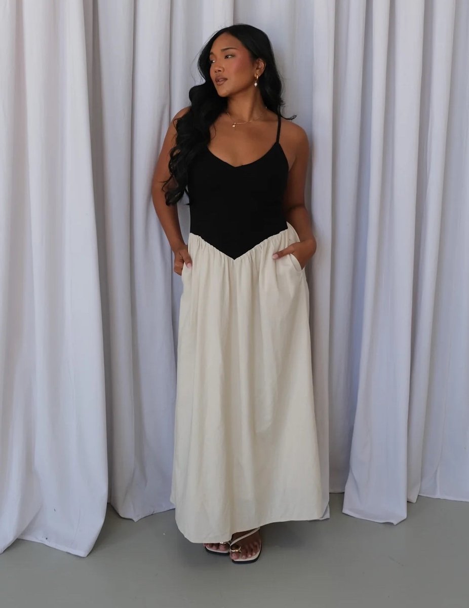 stretch bodice dress from Fayt The Label