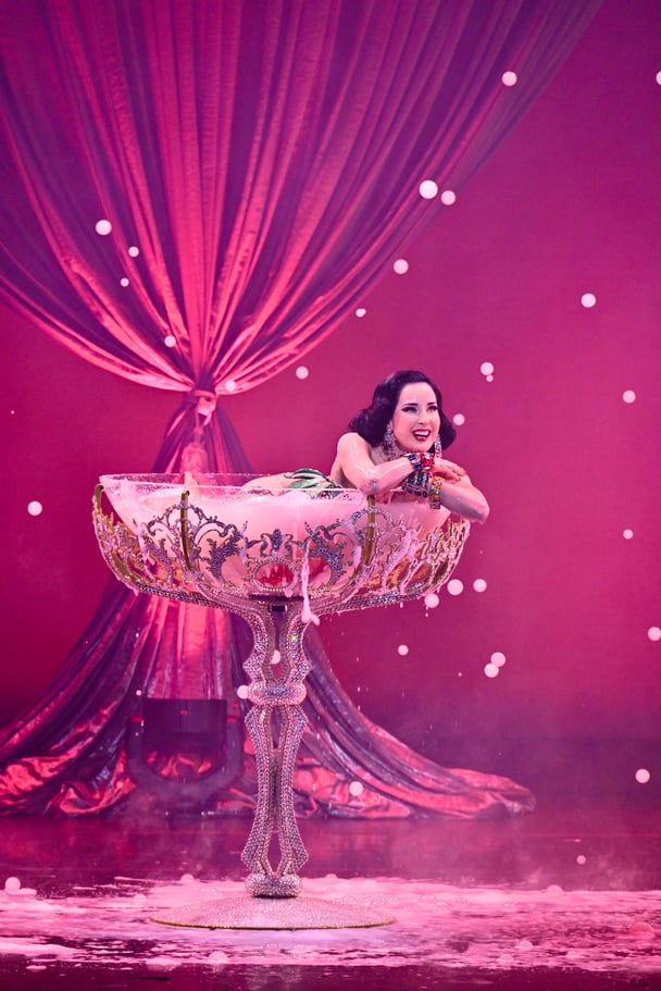Dita Von Teese.
