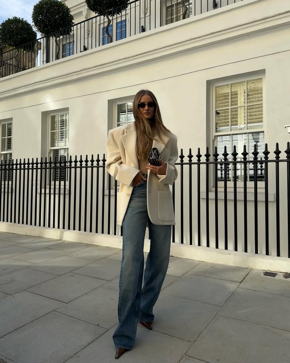 Rosie Huntington Whiteley demonstrates the effortless balance of a blazer and jeans.