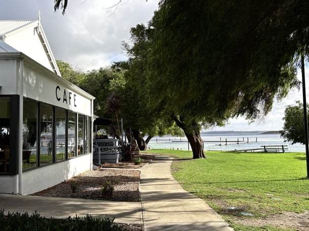 Emu Point Café in Albany.