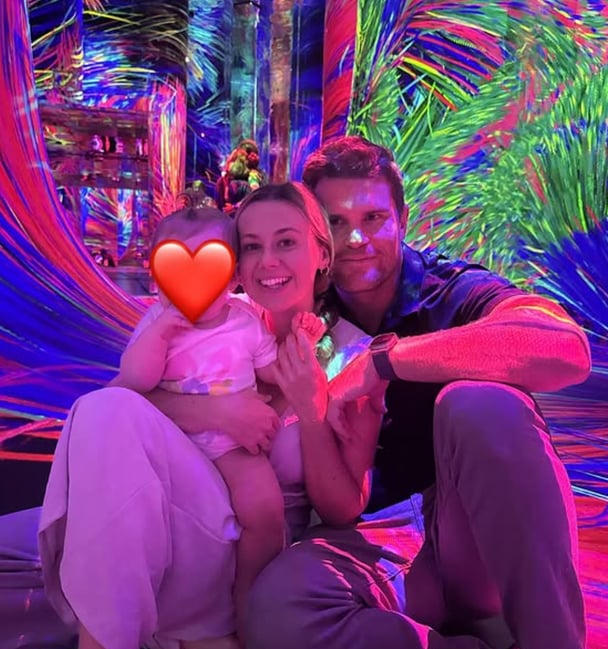 Mark Wales and Phoebe Timmins from Australian Survivor are dating.