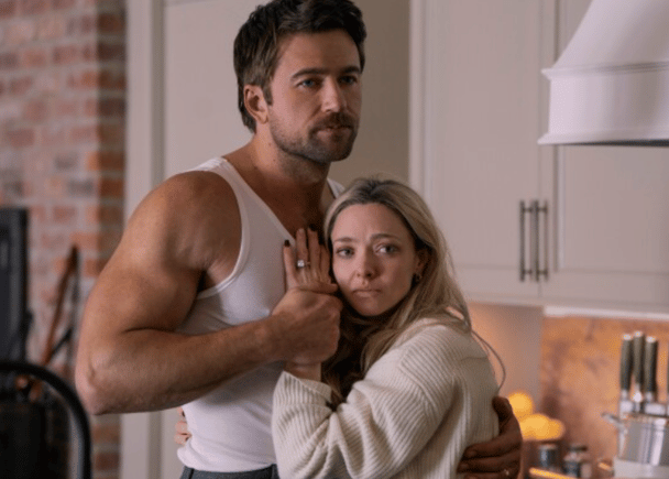 Review of The Housemaid 2025 starring Sydney Sweeney and Amanda Seyfried.