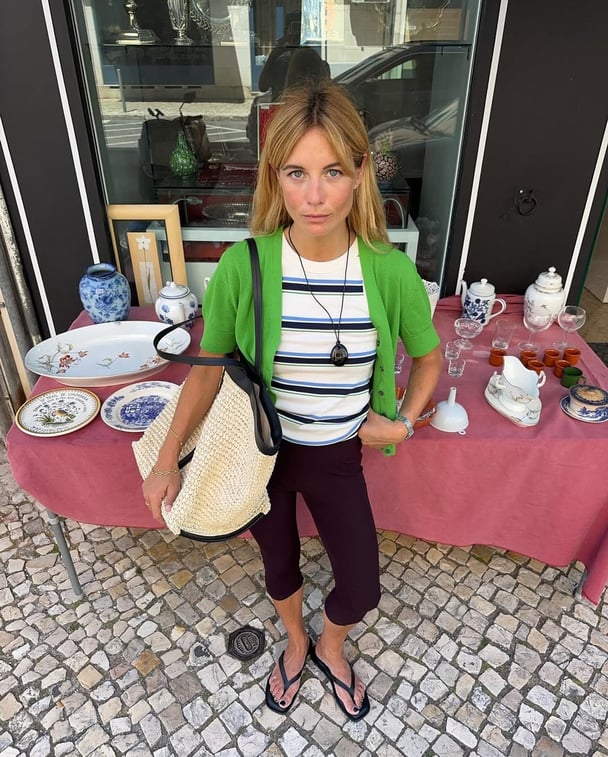 Influencer Mafalda Patricio wears capri tights.
