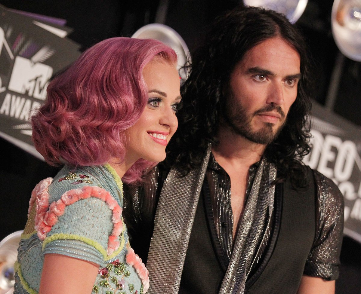 russell-brand-katy-perry-red-carpet