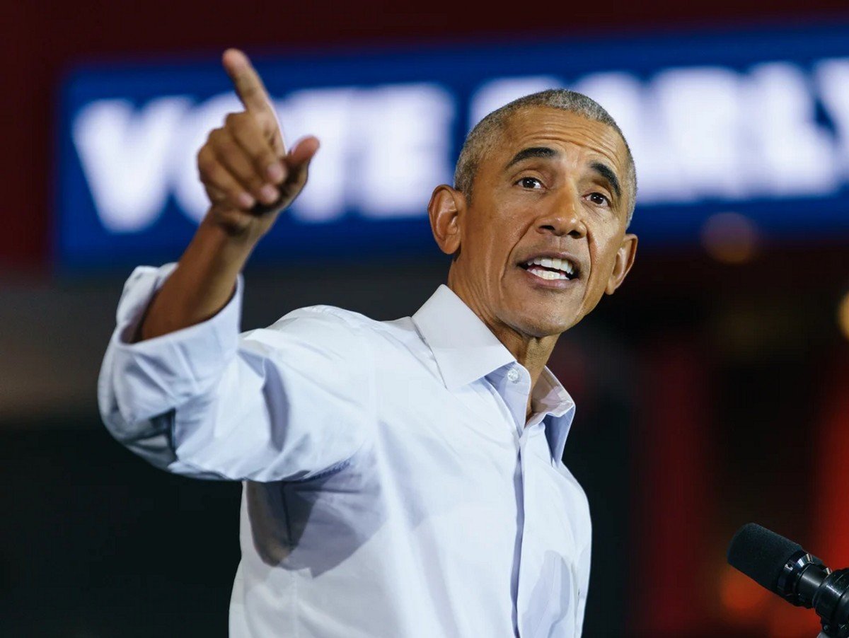 Former President Barack Obama speaks at a campaign event for Georgia Democrats in 2022.