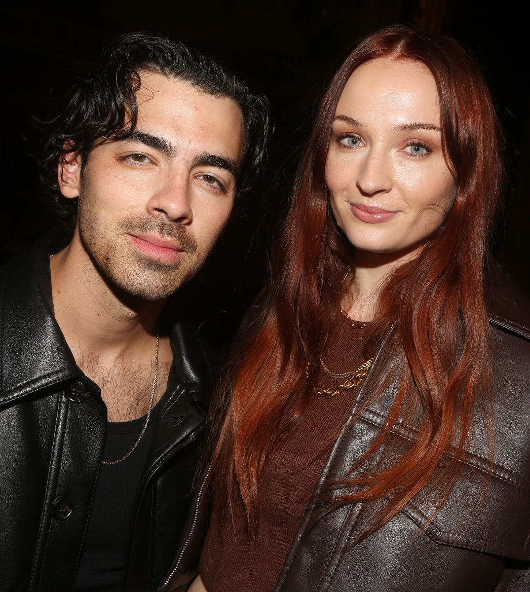 sophie-turner-joe-jonas-red-carpet