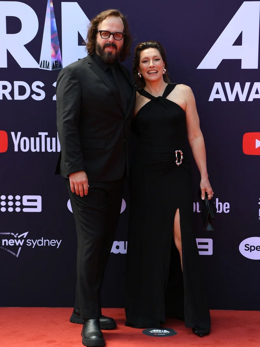 Angus Sampson and Claudia Karvan at the 2024 ARIA awards. 