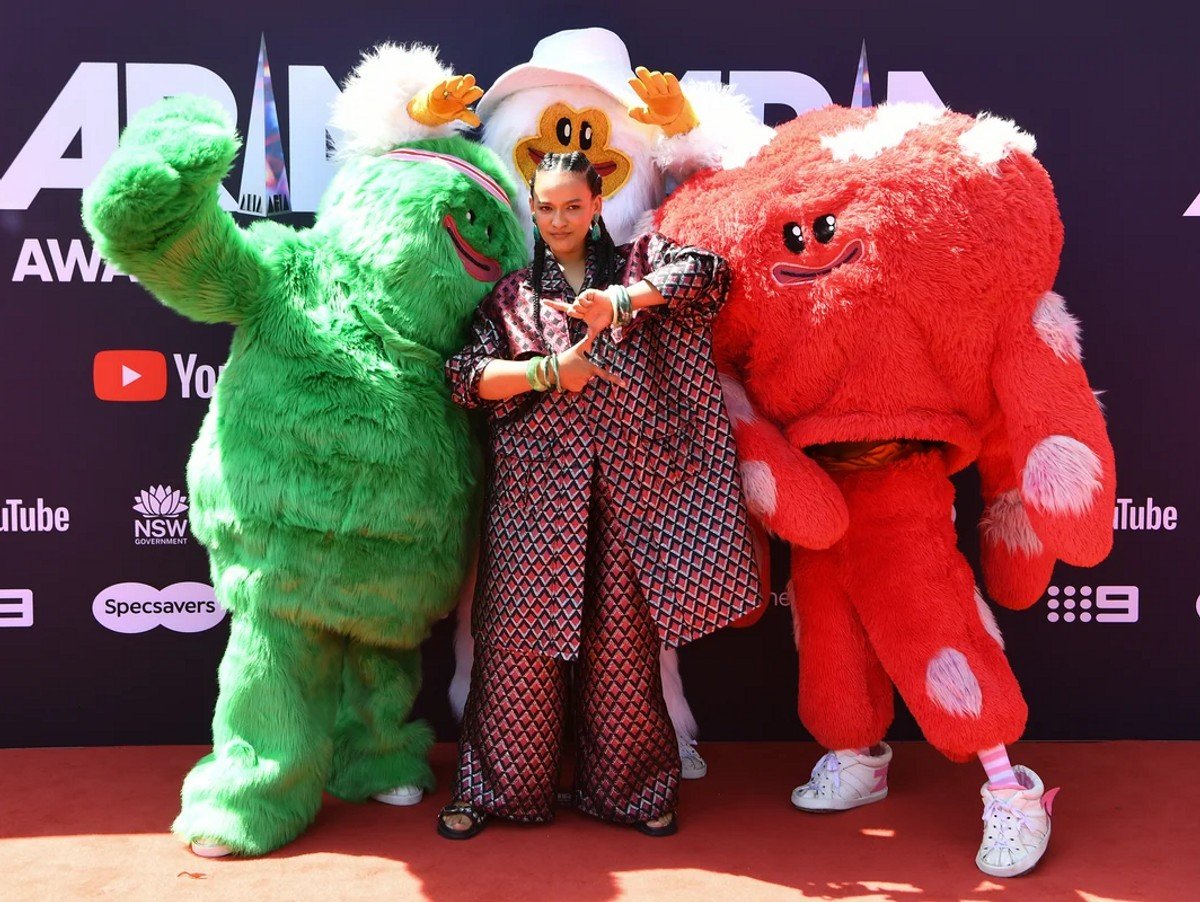Zindzi Okenyo of Zindzi & the Zillionaires at the 2024 ARIA Awards.