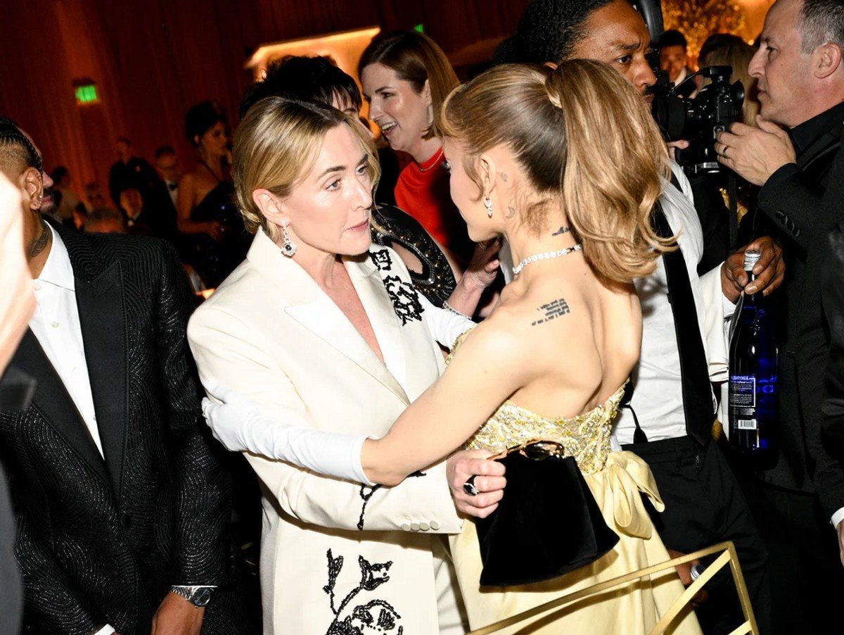 Kate Winslet and Ariana Grande at the Golden Globes. 