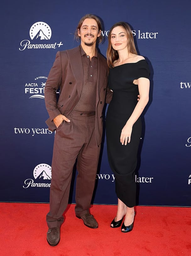 Phoebe Tonkin and Brenton Thwaites on red carpet at Gold Coast premiere.