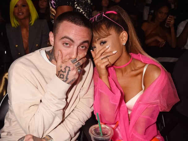 Mac Miller and Ariana Grande pose backstage during the 2016 MTV Video Music Awards