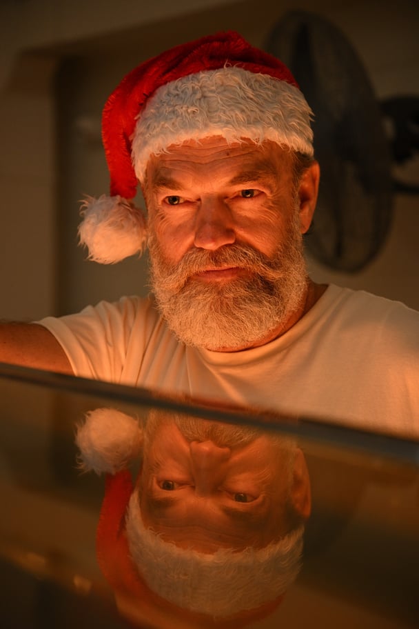 Hugo Weaving plays Noel in How To Make Gravy.
