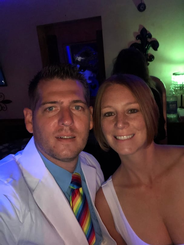 Robyn and Christopher Alesich.