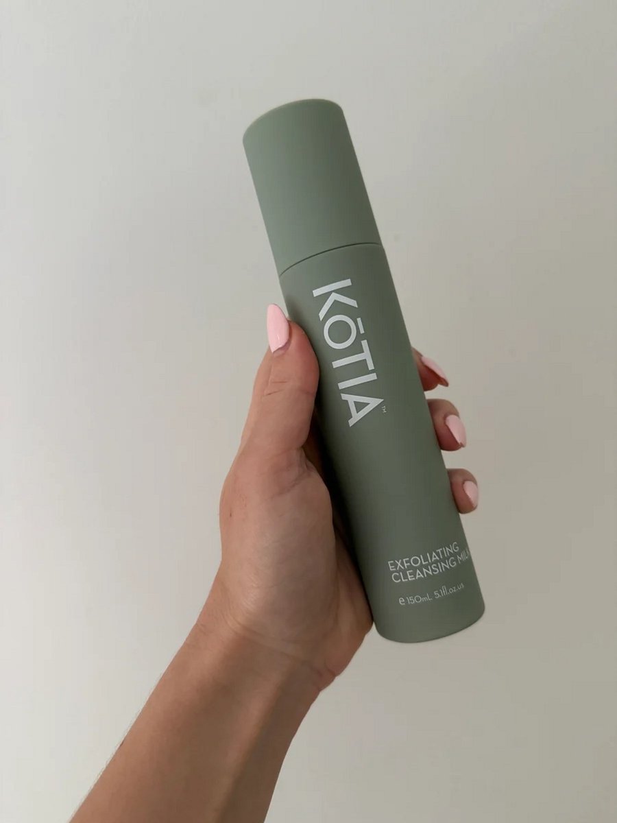 KOTIA Cleansing Milk.