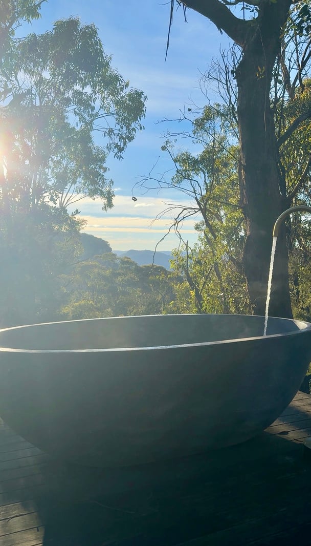 The Treetop Bath at The Machinery Shed at Logan Brae Orchard Blue Mountains.