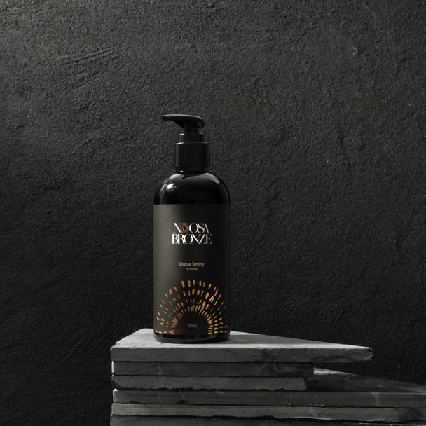 Noosa Bronze Gradual Tanning Lotion.