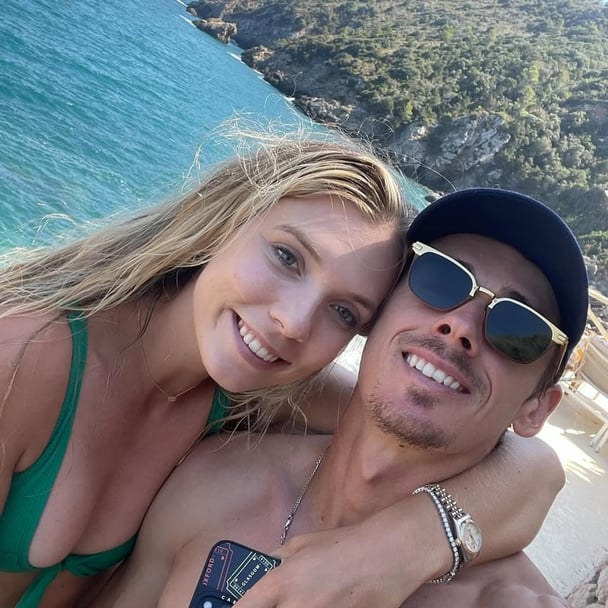 alex-de-minaur-and-katie-boulter-at-the-beach