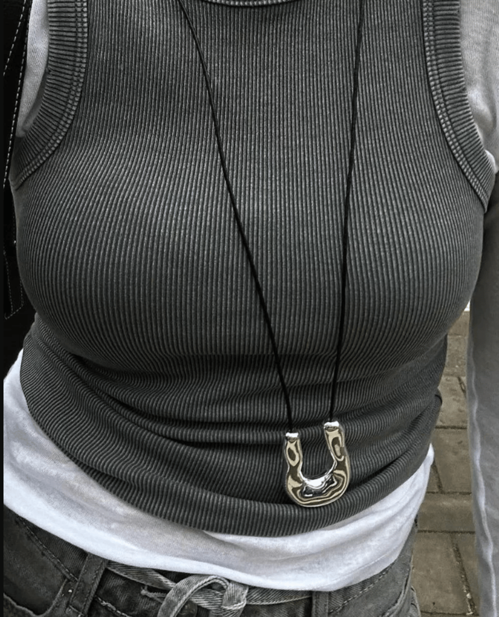 Noah The Label Fluid Necklace.