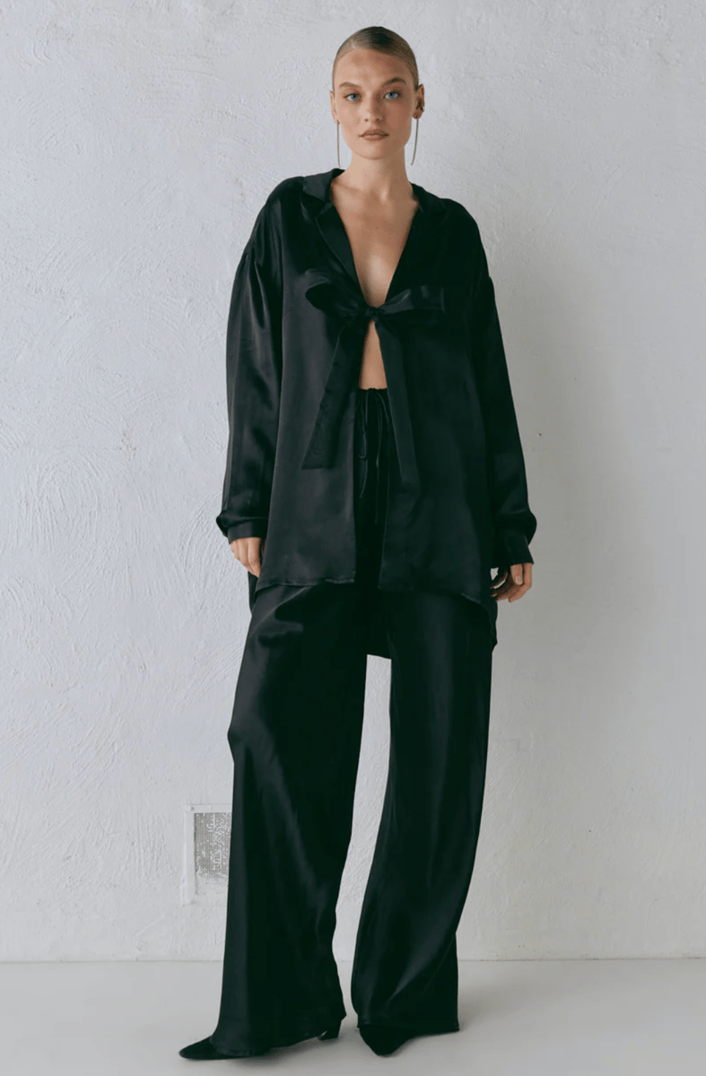 Vrg Grl Rae Satin Set.