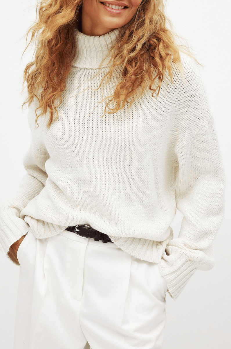 NA-KD knitted sweater.