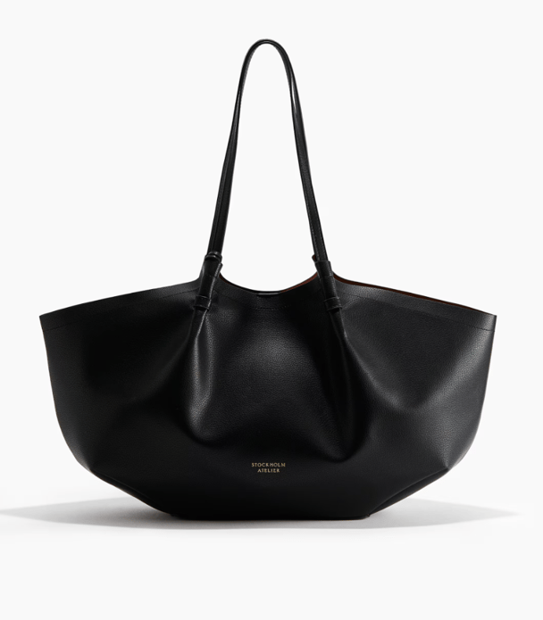H&M shopper with pouch.