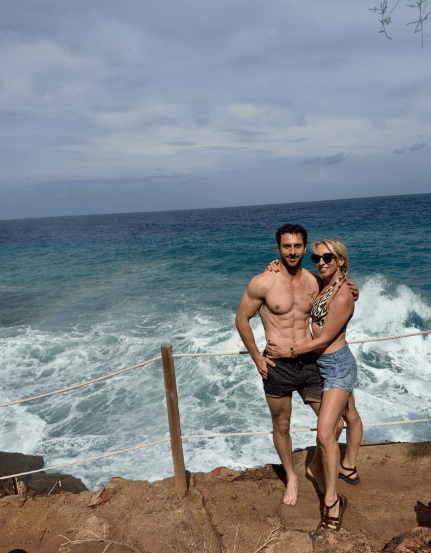 Aaron Taylor Johnson at the beach with his wife Sam.