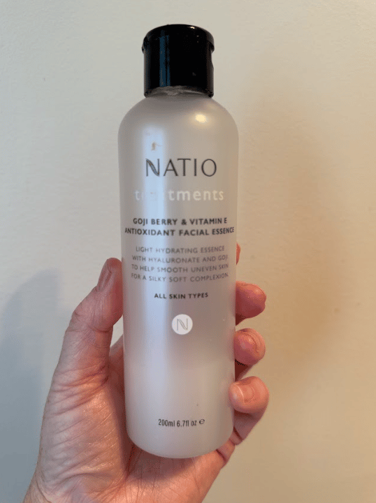 NATIO Goji Berry & Vitamin E Antioxidant Facial Essence.