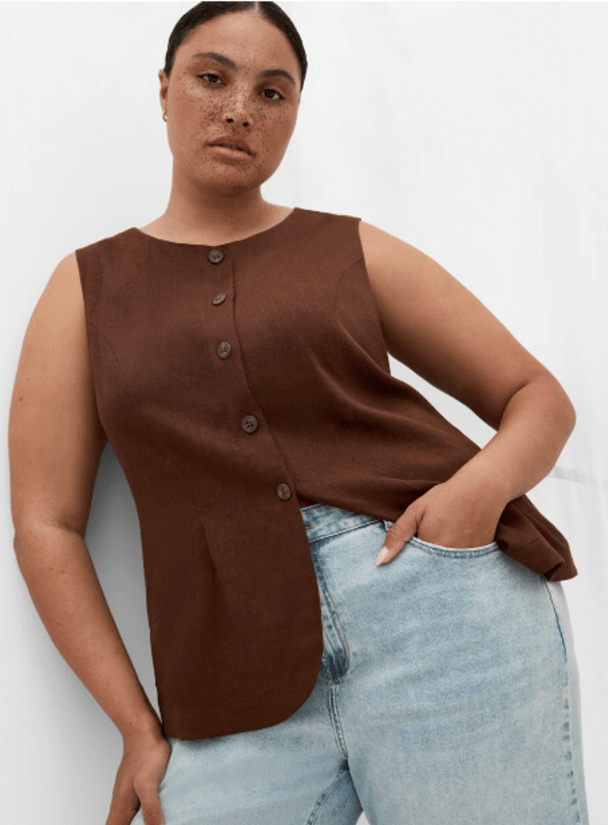 Round neckline with back adjustable belt-style strap