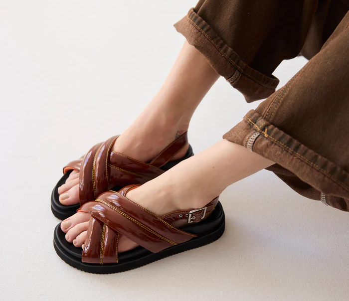 Summer Love Crossover Sandal | Toffee Ripple sandals