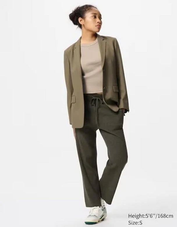 woman wearing relaxed ribbed pants from UNIQLO