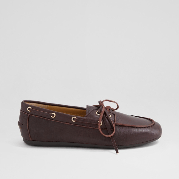 closed round toe boat shoe from Mollini