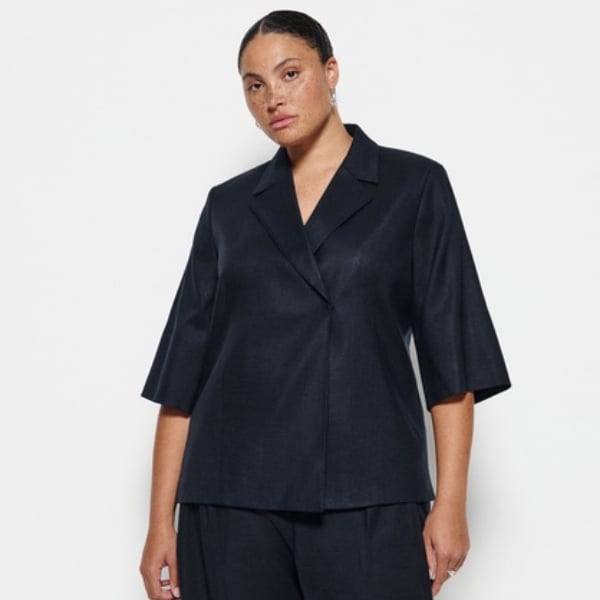 Double breasted blazer from Commonry